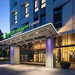 Holiday Inn Express Changfeng Park