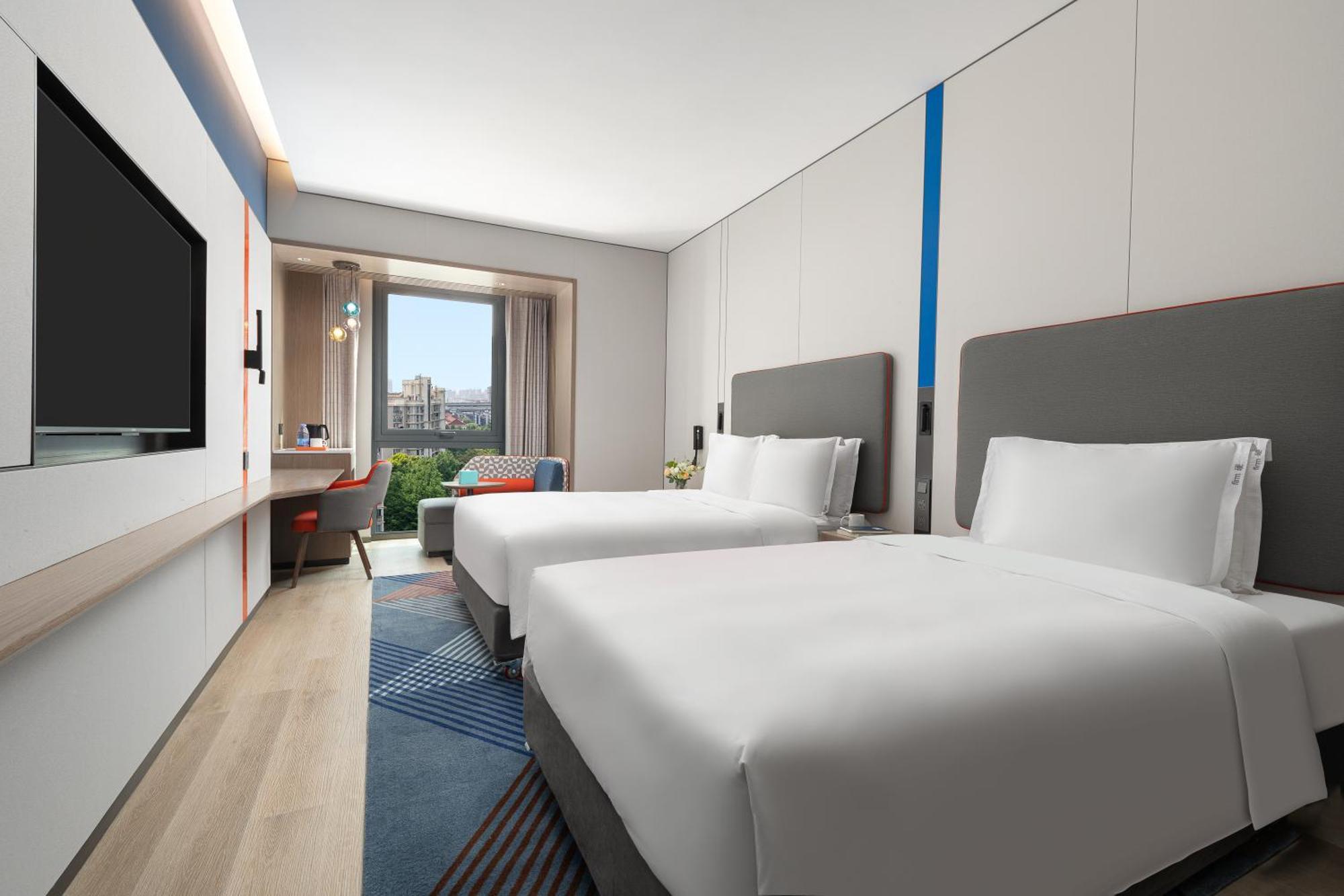 Hotel Express Changfeng Park 4*