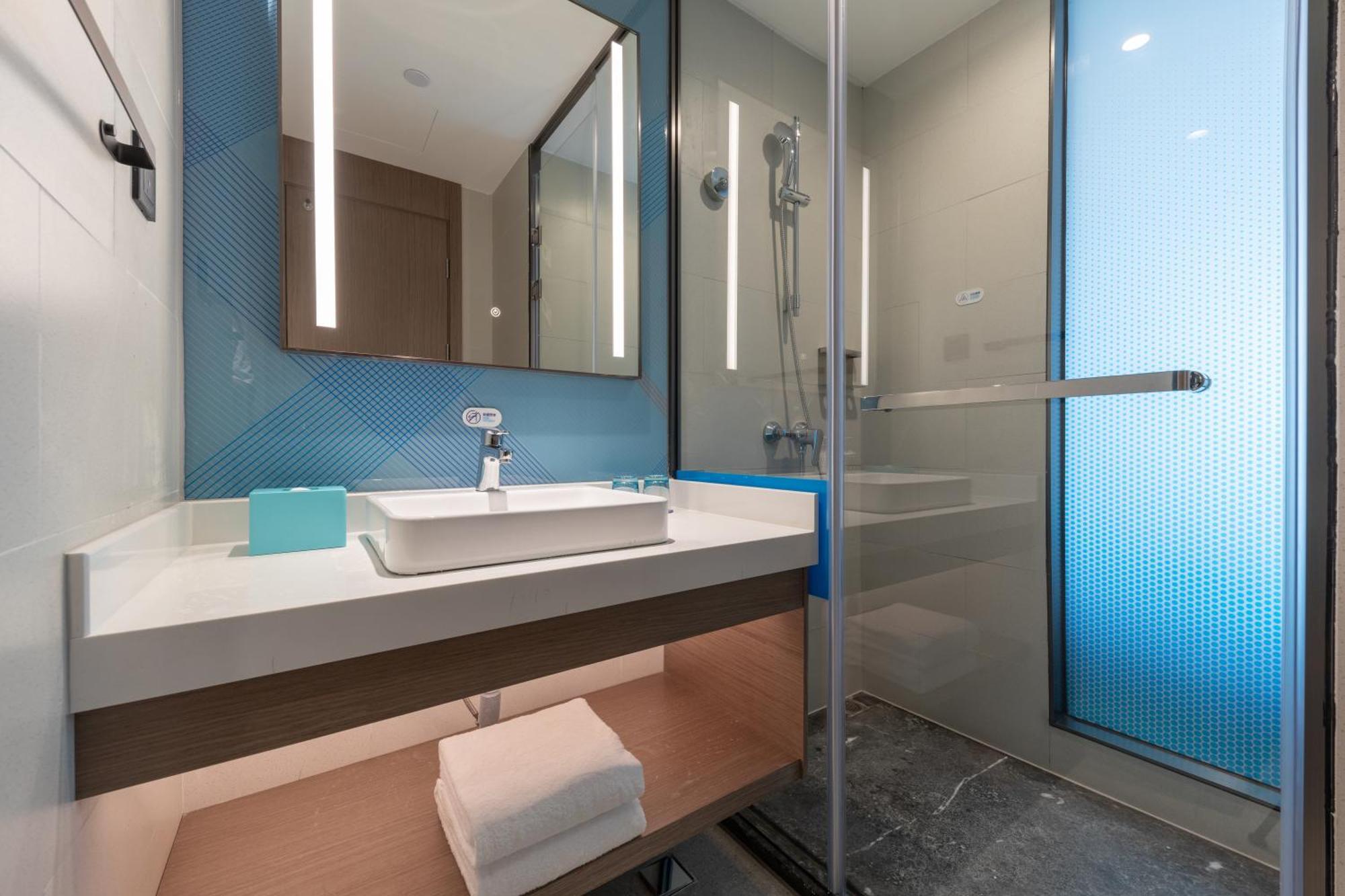 Hotel Express Changfeng Park Shanghai