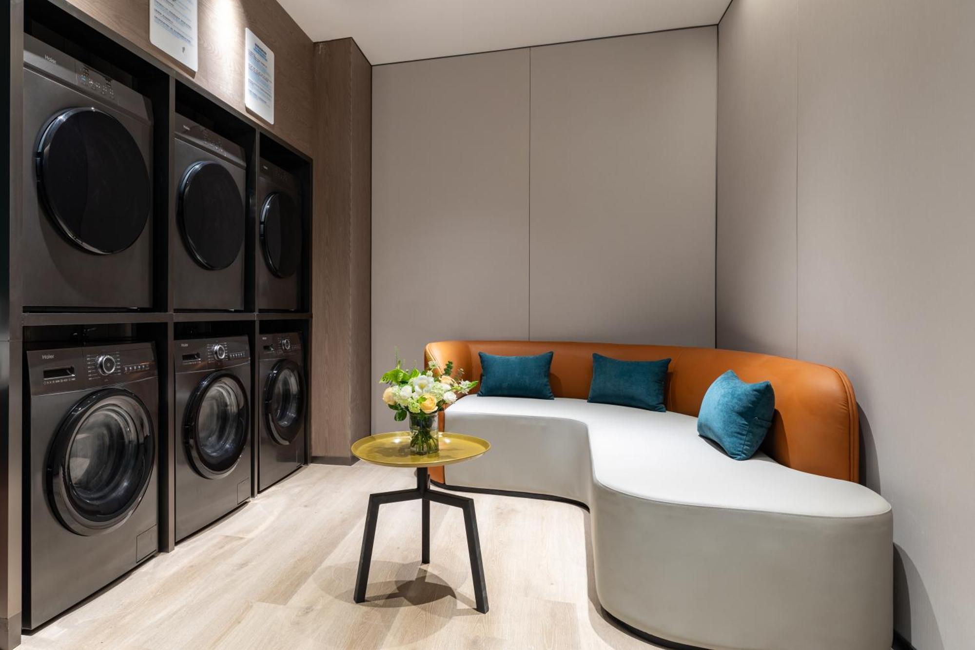 Express Changfeng Park 4*
